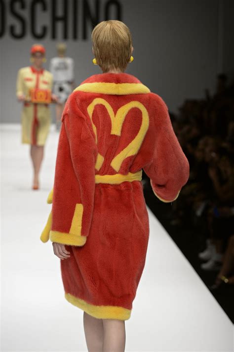 moschino discount designer